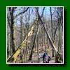 Dianka nap�sala, �e: "Ten trojuholn�k (ihlan) - v trad�ci�ch znamenal prepojenie neba a zeme, ochranu a prechod do in�ho stavu. 
V�etci sme pod n�m pre�li a v�etko sa stane ..."
